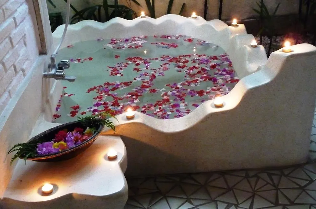 Villa Poppy Seminyak  Seminyak (Bali)